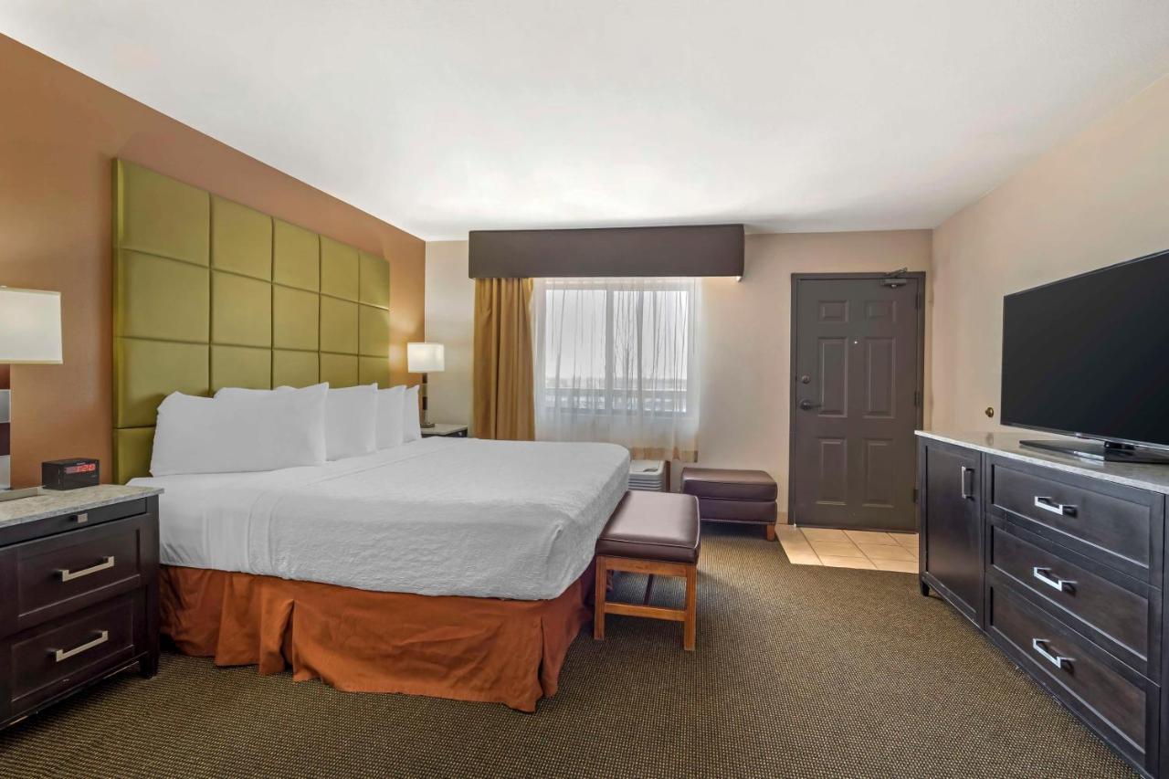 Best Western Plus Country Inn & Suites Dodge City Exterior foto
